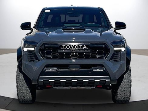 Used 2025 Toyota Tacoma TRD Pro image 3