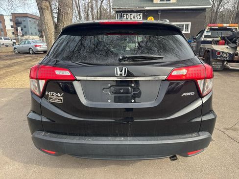 Used 2019 Honda HR-V EX image 8