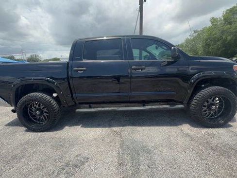 Used 2019 Toyota Tundra SR5 w/ SR5 Upgrade Package AWD/4WD image 9