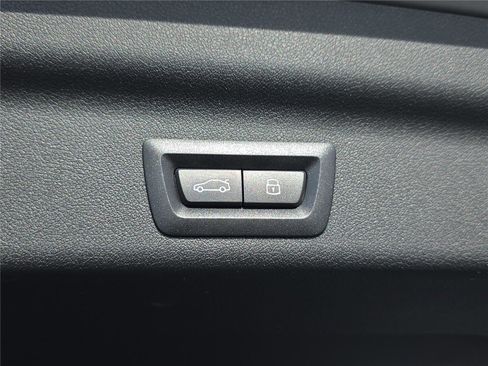 Certified 2025 BMW X1 xDrive28i w/ Convenience Package image 11