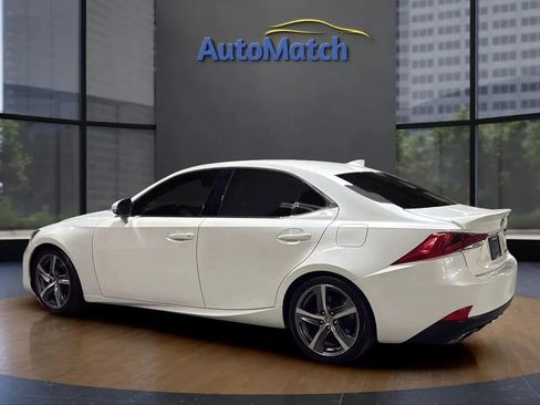 Used 2017 Lexus IS 300 AWD image 7