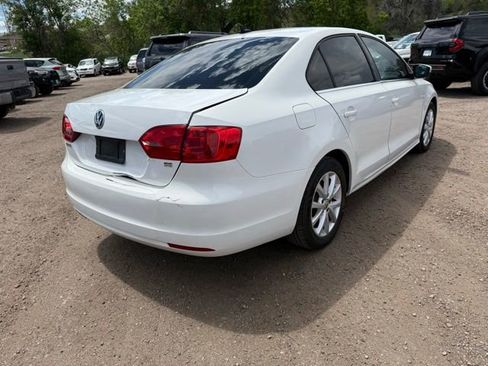 Used 2014 Volkswagen Jetta SE FWD image 5