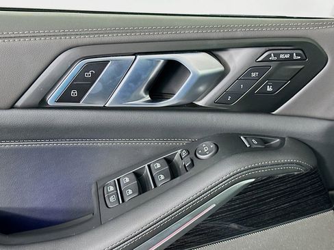 Used 2026 BMW X7 xDrive40i w/ M Sport Package image 20