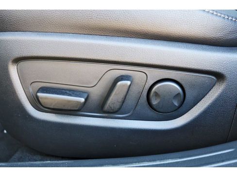 Certified 2025 MAZDA CX-50 AWD 2.5 S w/ Premium Package image 27