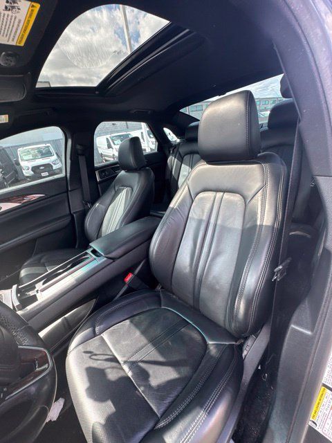Used 2020 Lincoln MKZ Reserve w/ Elements Package AWD/4WD image 14