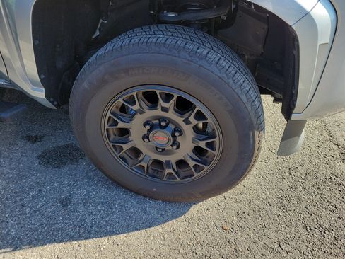 Used 2024 Toyota Tacoma SR5 image 9