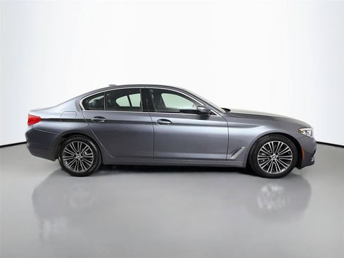 Used 2019 BMW 530i w/ Convenience Package RWD image 4