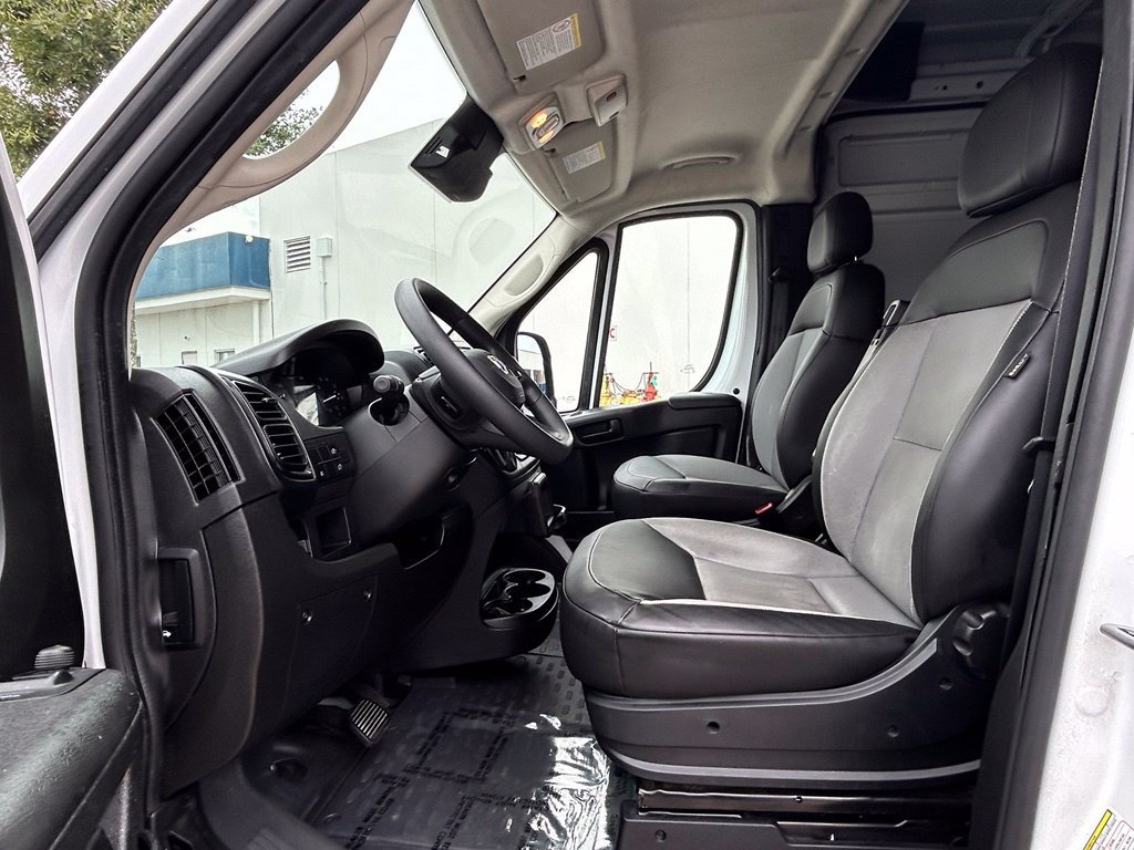Used 2023 RAM ProMaster 2500 FWD image 11