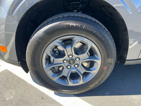 New 2026 Ford Maverick XLT w/ Equipment Group 301A AWD/4WD image 13