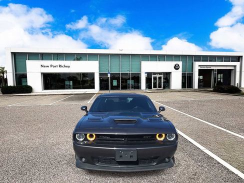 Used 2021 Dodge Challenger R/T Scat Pack image 3