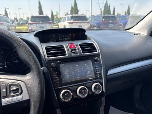 Used 2018 Subaru Forester 2.5i Premium AWD/4WD image 3