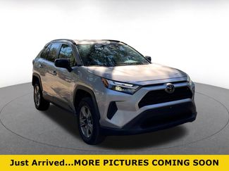 Used 2025 Toyota RAV4 LE video 1