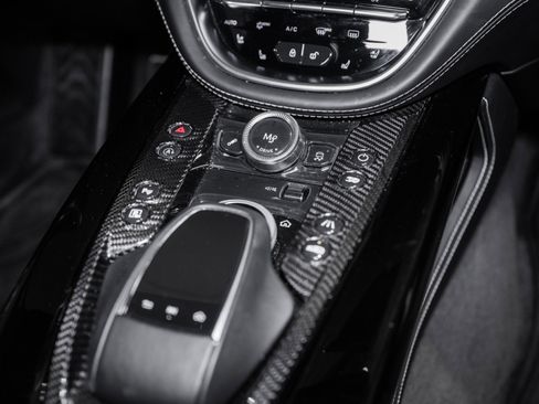 Used 2023 Aston Martin DBX 707 image 38