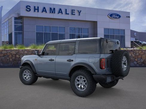 New 2025 Ford Bronco Badlands image 4