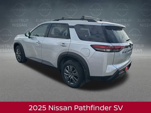 New 2025 Nissan Pathfinder SV w/ Black Appearance Package image 5