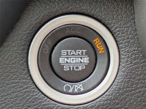 Certified 2024 RAM 2500 Big Horn w/ Safety Group AWD/4WD image 31