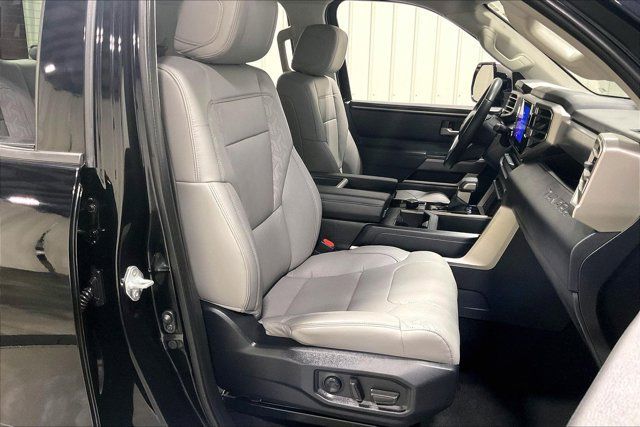Used 2024 Toyota Tundra SR5 w/ SR5 Premium Package AWD/4WD image 7