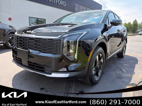 New 2026 Kia Sportage LX w/ LX Convenience Package AWD/4WD image 3