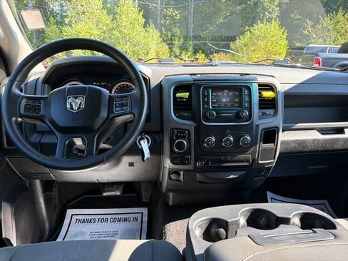 Used 2019 RAM 1500 Express AWD/4WD image 14