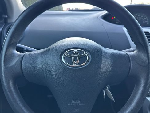 Used 2012 Toyota Yaris Sedan image 20