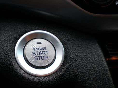 Used 2019 Hyundai Elantra Limited w/ Cargo Package image 16