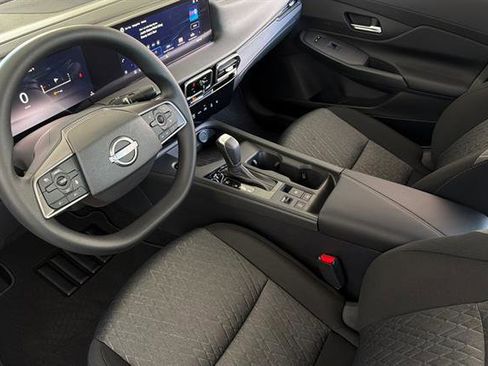 New 2026 Nissan Sentra SV w/ Floor Mat Package FWD image 10