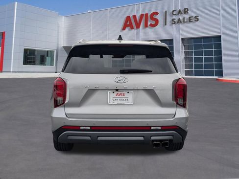 Used 2025 Hyundai Palisade Limited FWD image 7