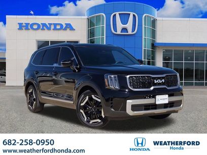 Used 2024 Kia Telluride EX w/ EX Captain's Chair Package