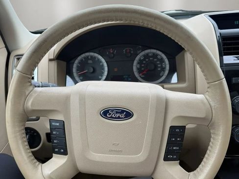 Used 2009 Ford Escape Limited FWD image 17
