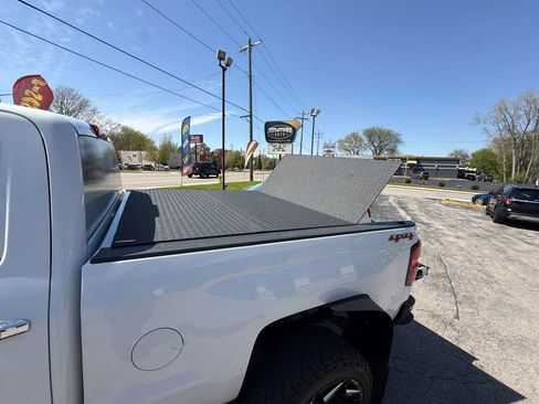 Used 2017 Chevrolet Silverado 1500 LT w/ All Star Edition AWD/4WD image 14