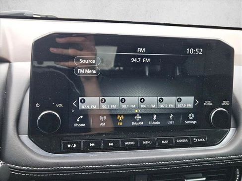 Used 2022 Nissan Rogue Platinum w/ Head-Up Display Package AWD/4WD image 11