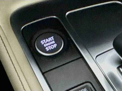 Certified 2024 INFINITI QX60 Luxe w/ Vision Package FWD image 22