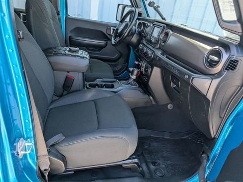 Used 2020 Jeep Wrangler Unlimited Sport AWD/4WD image 25