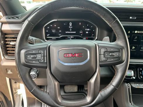 Used 2025 GMC Sierra 1500 AT4 w/ AT4 Premium Package AWD/4WD image 12