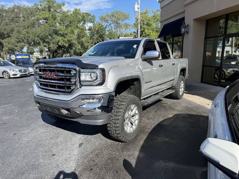 Used 2018 GMC Sierra 1500 SLT RWD image 3