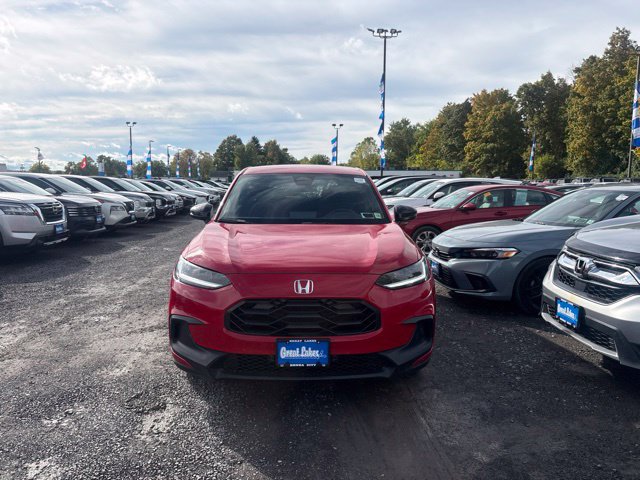 Used 2024 Honda HR-V Sport image 3