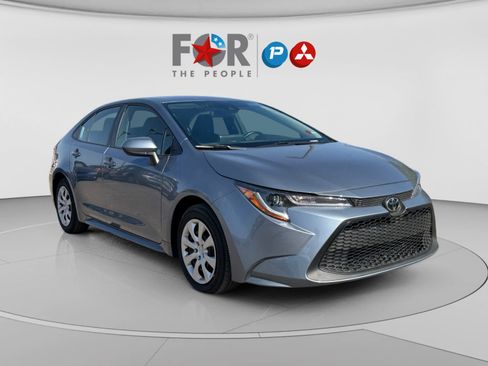 Used 2022 Toyota Corolla LE FWD image 7
