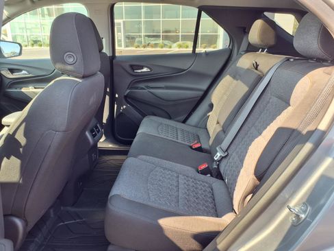 Used 2023 Chevrolet Equinox LT FWD image 26