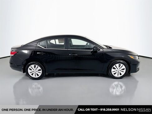 Certified 2025 Nissan Sentra S image 4