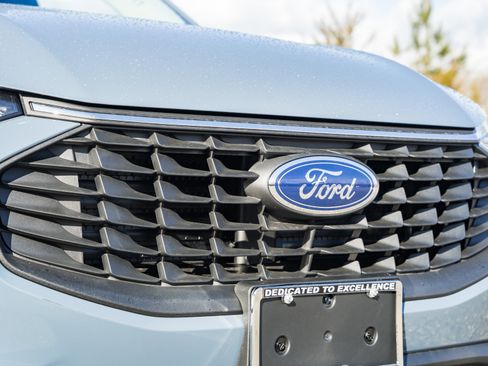 New 2026 Ford Escape Active image 11