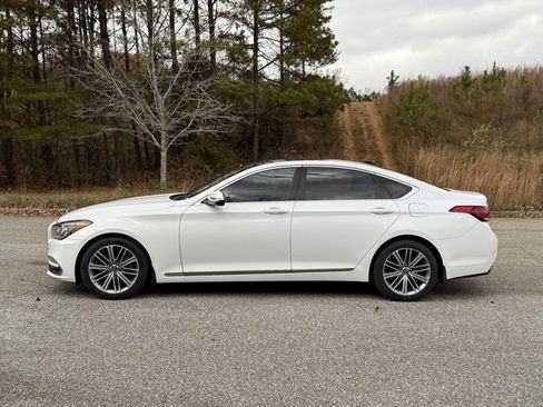 Used 2018 Genesis G80 3.8 w/ Option Group 02 image 3