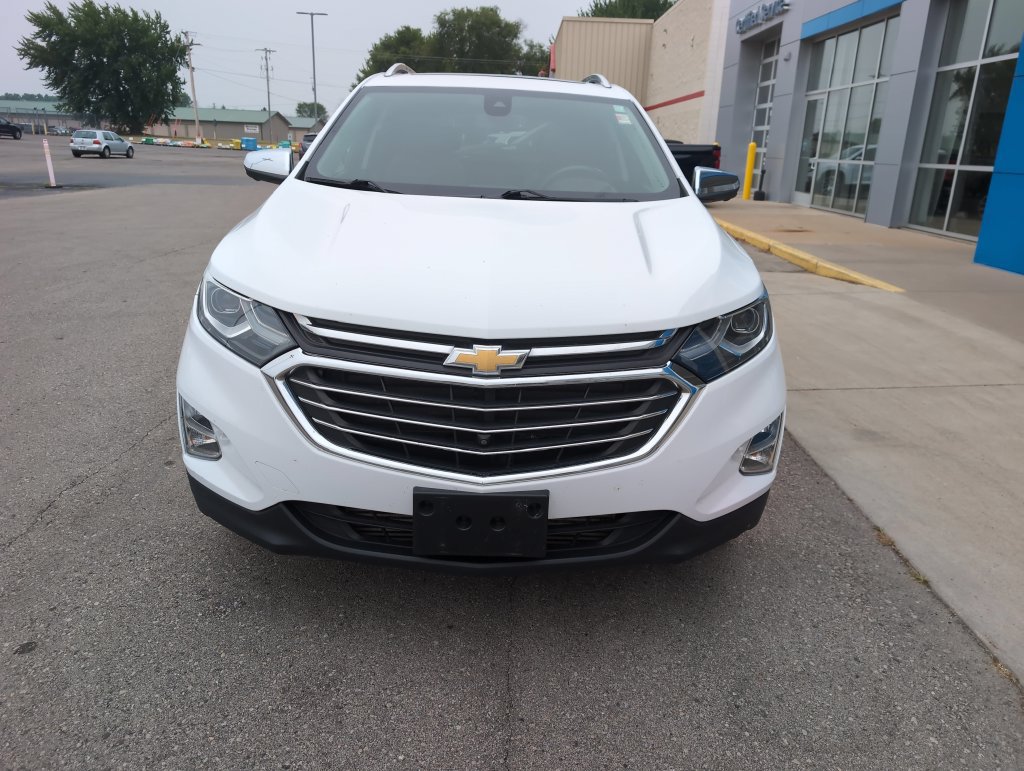 Used 2020 Chevrolet Equinox Premier AWD/4WD image 3