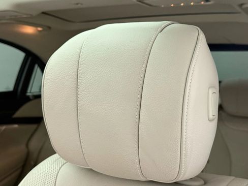 Used 2016 Mercedes-Benz S 550 4MATIC Sedan image 31