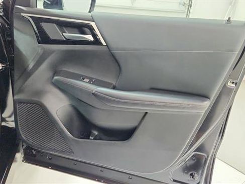 Used 2024 Mitsubishi Outlander SE image 27