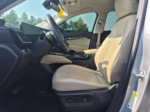 Used 2024 Buick Envision Preferred AWD/4WD image 17