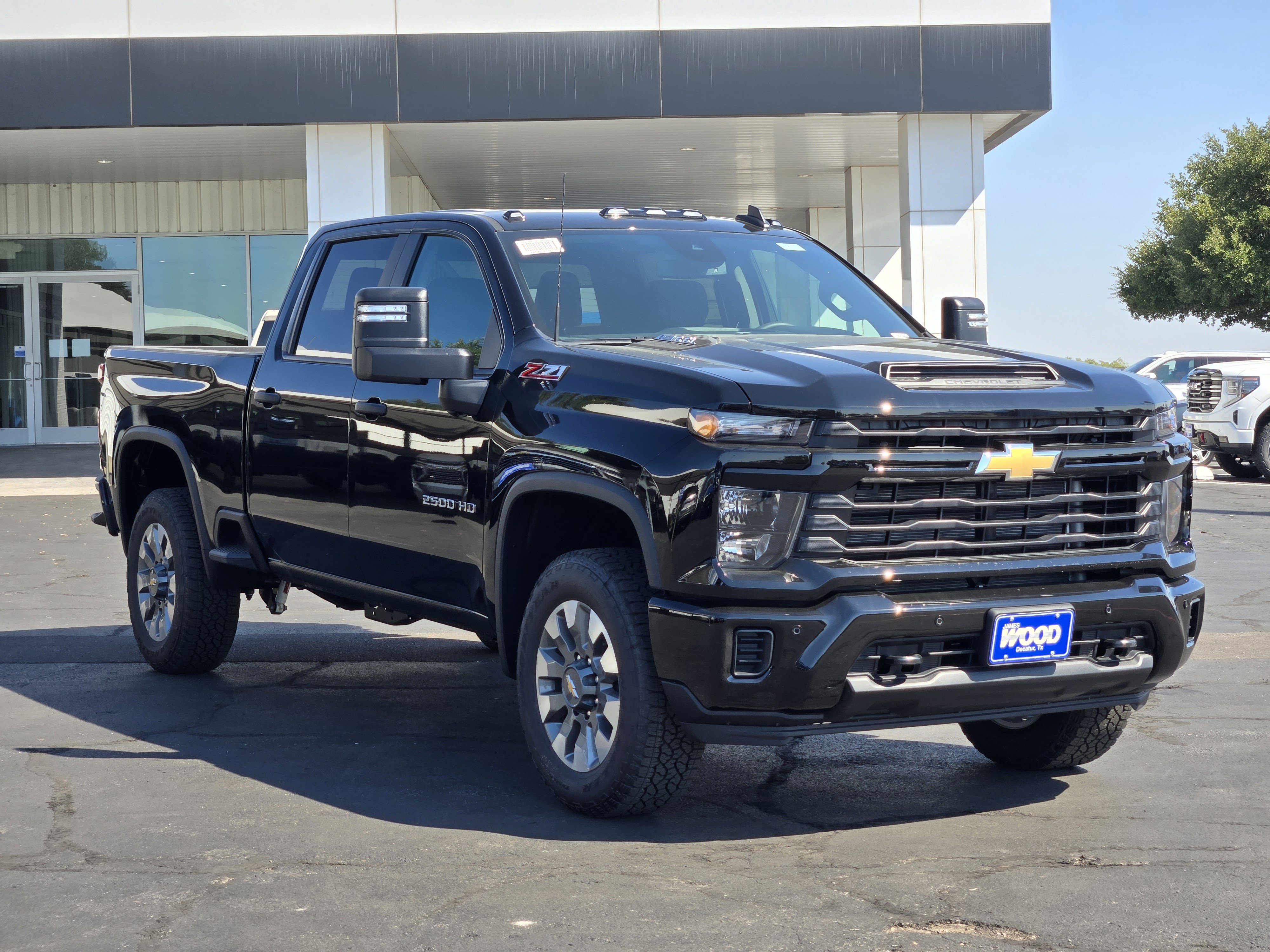 New 2026 Chevrolet Silverado 2500 Custom w/ Custom Value Package AWD/4WD image 2