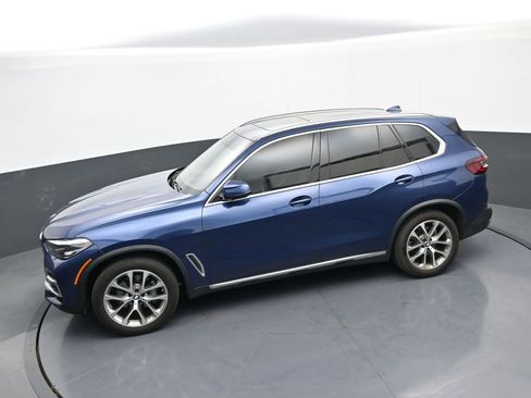 Used 2023 BMW X5 xDrive40i w/ Premium Package AWD/4WD image 33