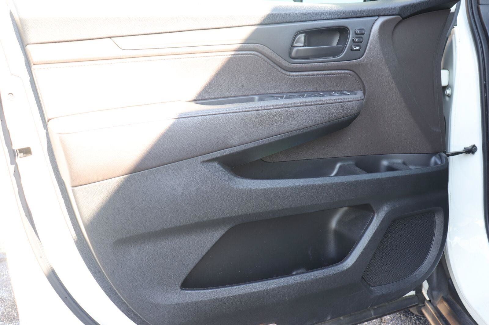 Used 2019 Honda Odyssey EX-L image 6