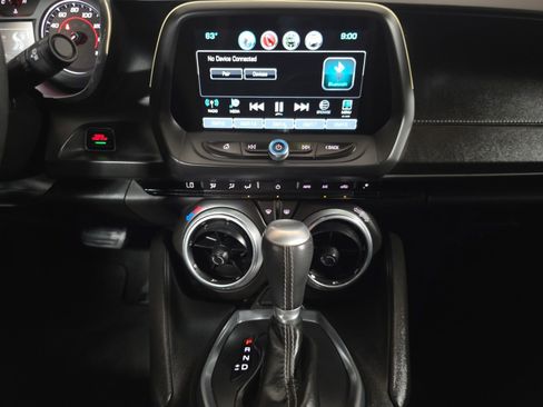 Used 2017 Chevrolet Camaro LT w/ Technology Package image 24