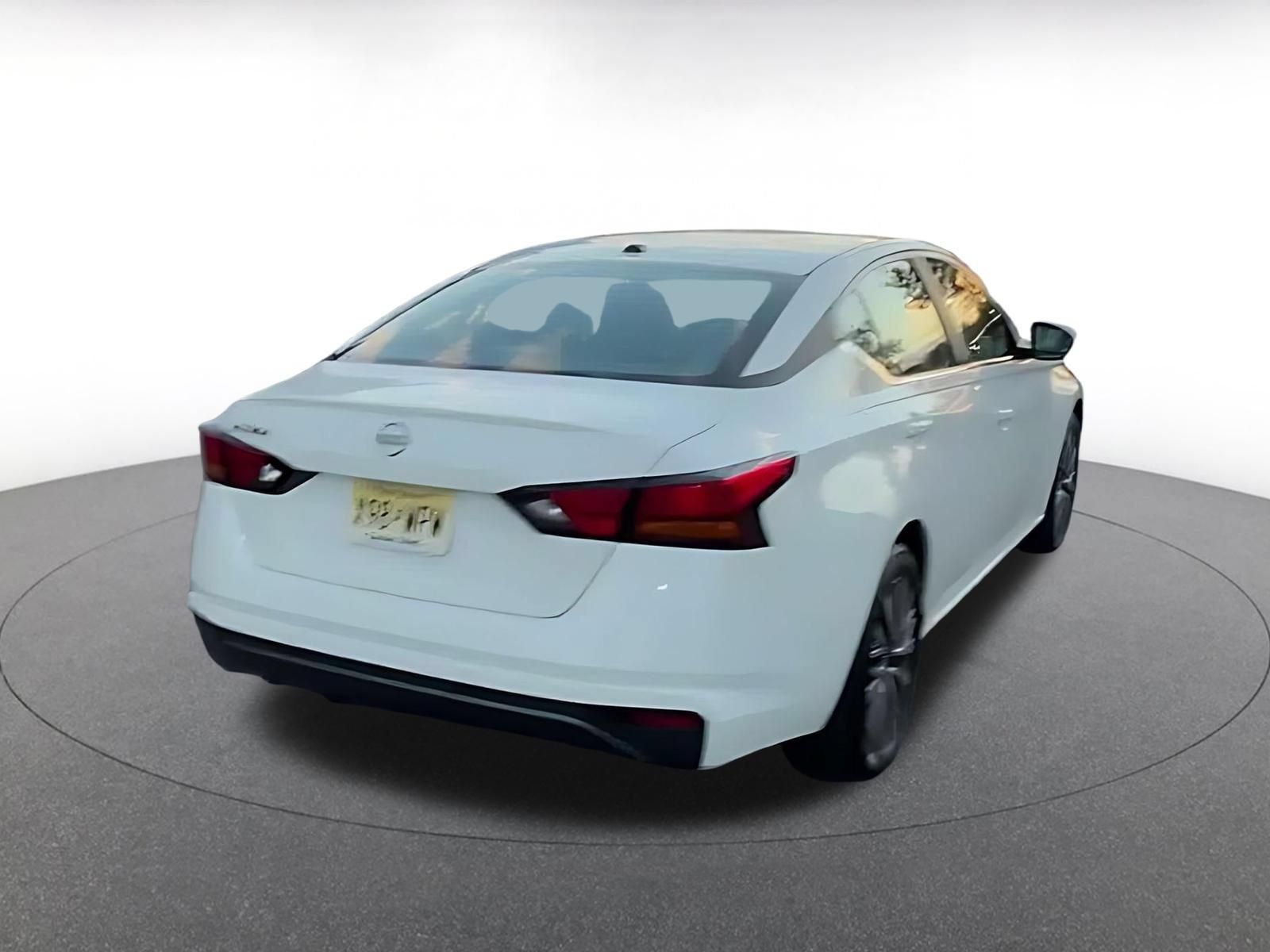 Used 2026 Nissan Altima 2.5 SV FWD image 6